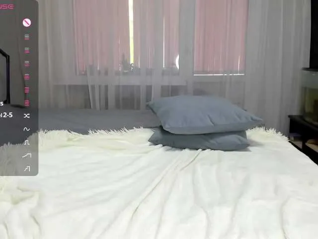 Live sex webcam photo for mariamariabbb #291409946