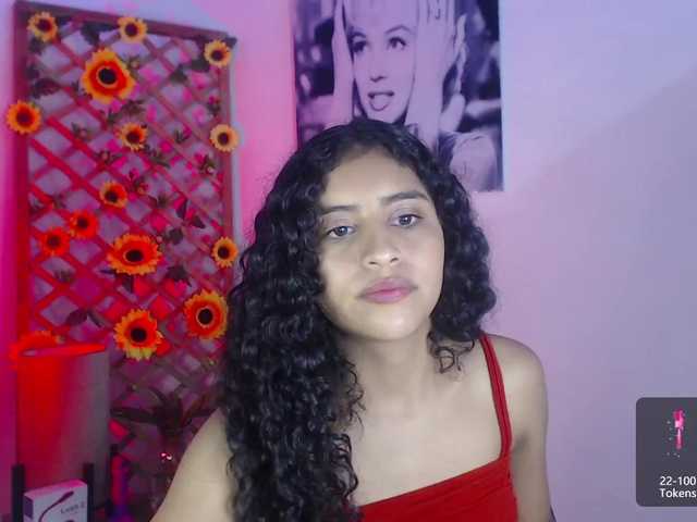 Live sex webcam photo for mariana-18- #272337087