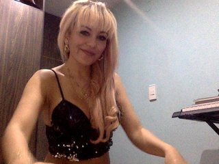 Live sex webcam photo for Mariana-G #224995815