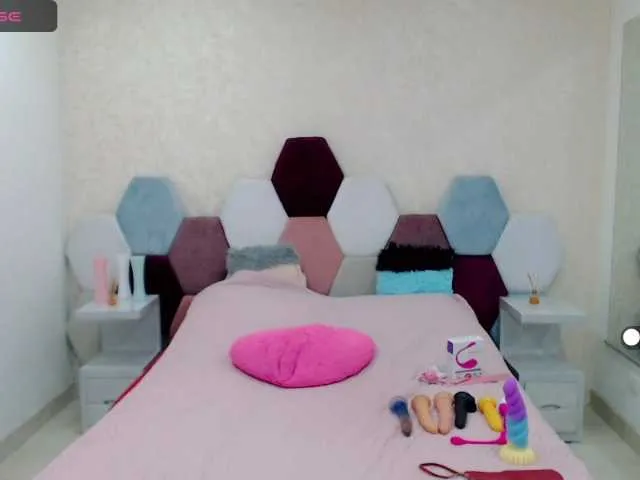 Live sex webcam photo for marianabbw #276222664
