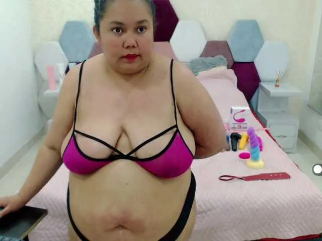 Live sex webcam photo for marianabbw #276293511