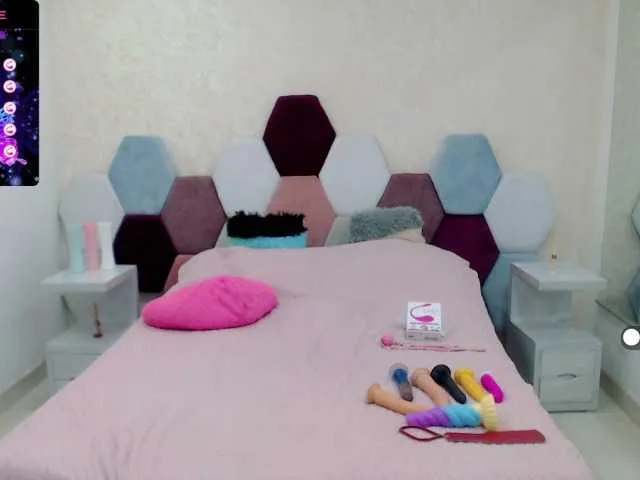 Live sex webcam photo for marianabbw #276395092