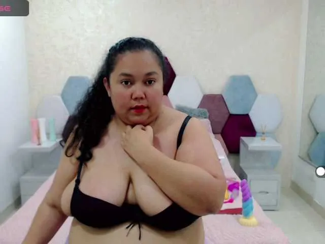 Live sex webcam photo for marianabbw #276621233