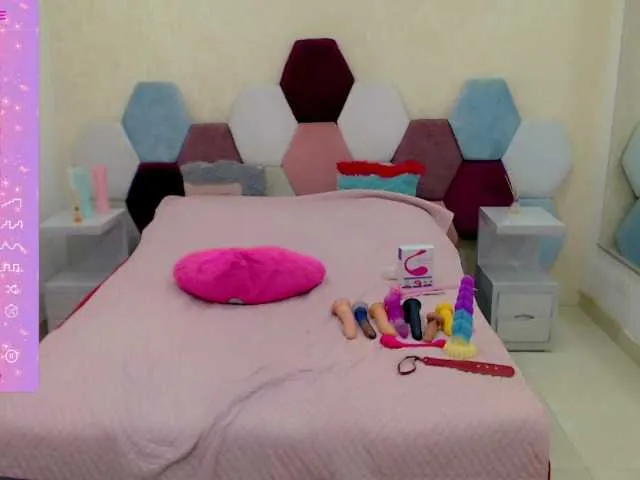 Live sex webcam photo for marianabbw #277397394