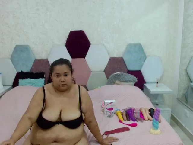 Live sex webcam photo for marianabbw #290469273