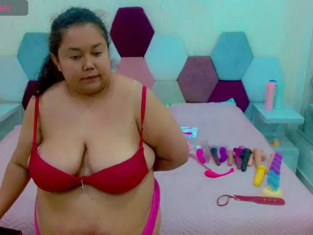 Live sex webcam photo for marianabbw #290758826
