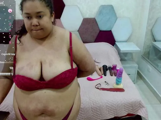Live sex webcam photo for marianabbw #291263762
