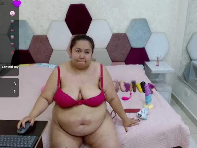 Live sex webcam photo for marianabbw #291855941
