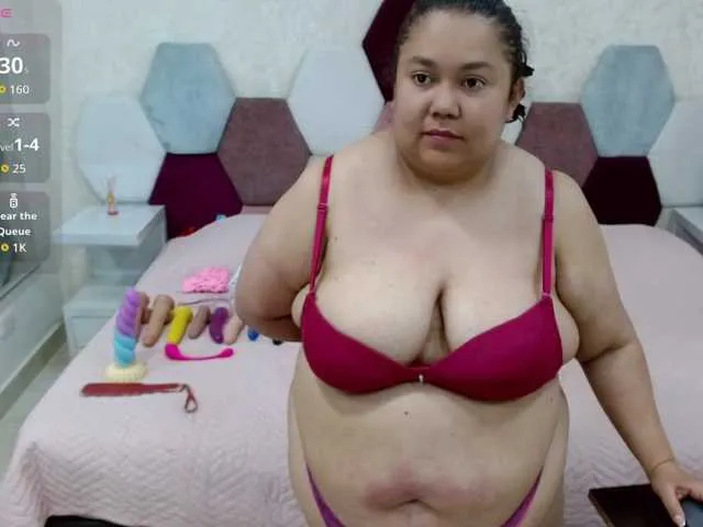 Live sex webcam photo for marianabbw #293387481