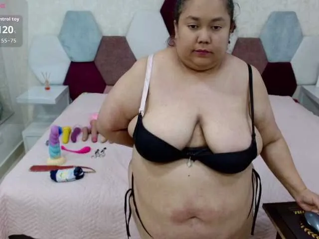 Live sex webcam photo for marianabbw #293583499