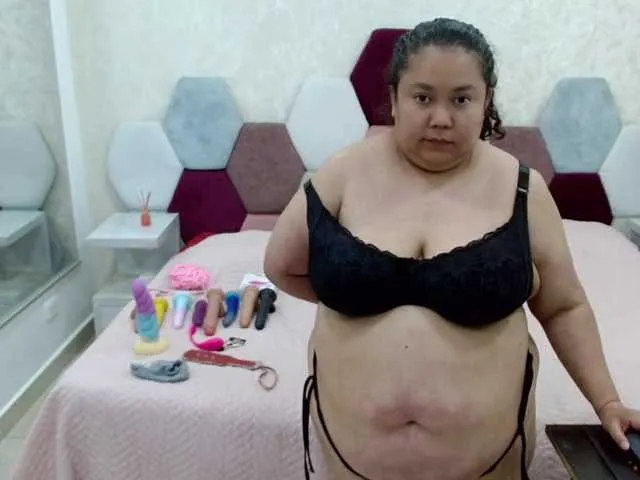 Live sex webcam photo for marianabbw #294286224