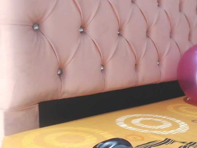 Live sex webcam photo for marianablue #272769616