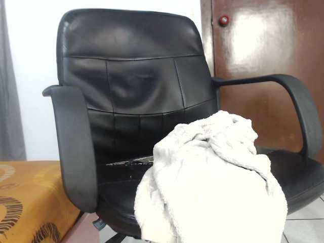 Live sex webcam photo for marianablue #273015296