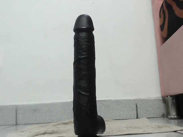 Live sex webcam photo for marianablue #273119482