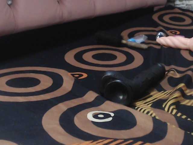 Live sex webcam photo for marianablue #273130677