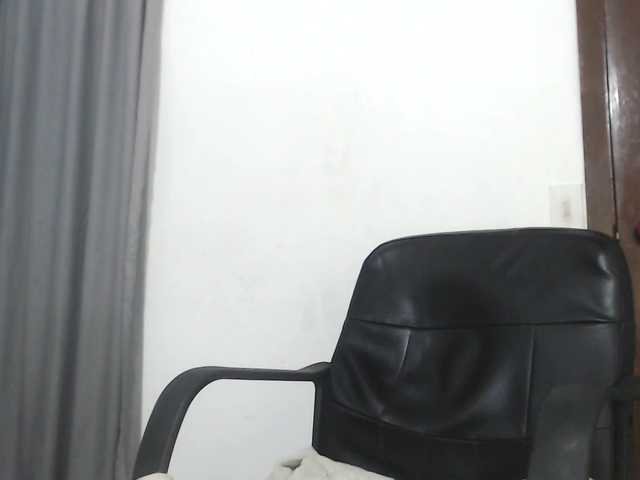 Live sex webcam photo for marianablue #273202897