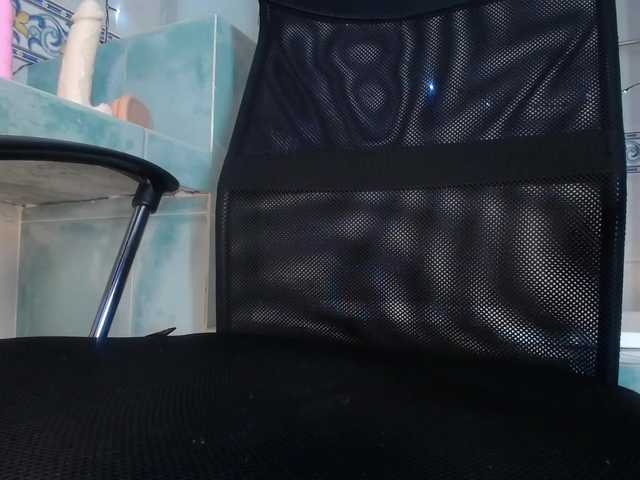 Live sex webcam photo for marianagarci #273111633