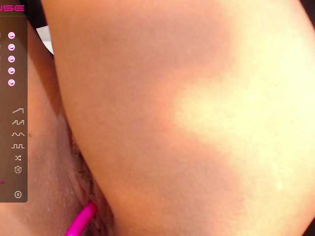 Live sex webcam photo for marianagarci #273853405