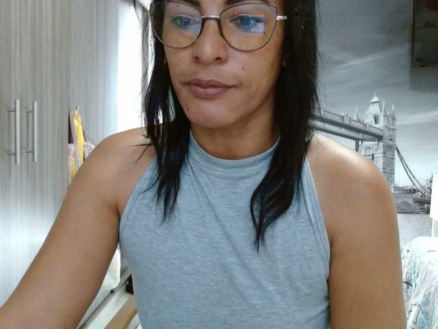 Live sex webcam photo for marianagrey #290439085