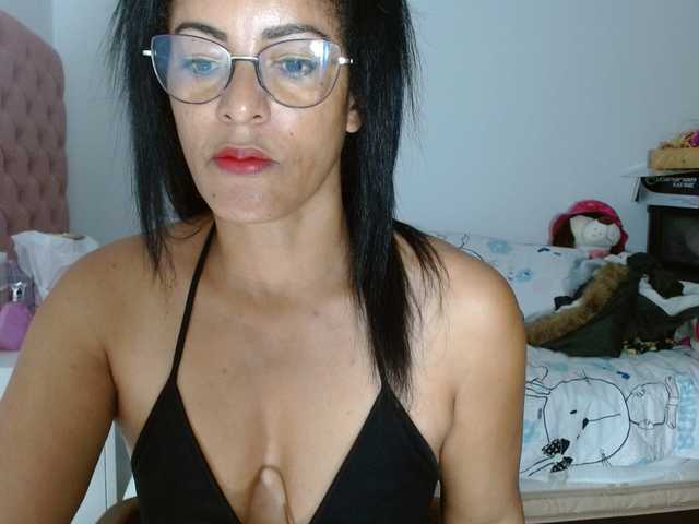 Live sex webcam photo for marianagrey #290641853
