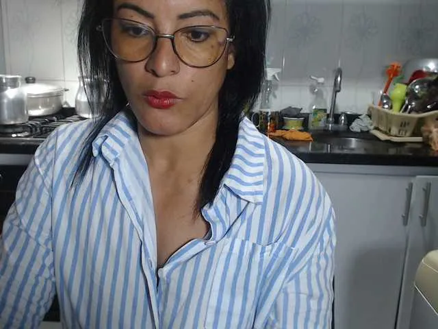 Live sex webcam photo for marianagrey #291366318