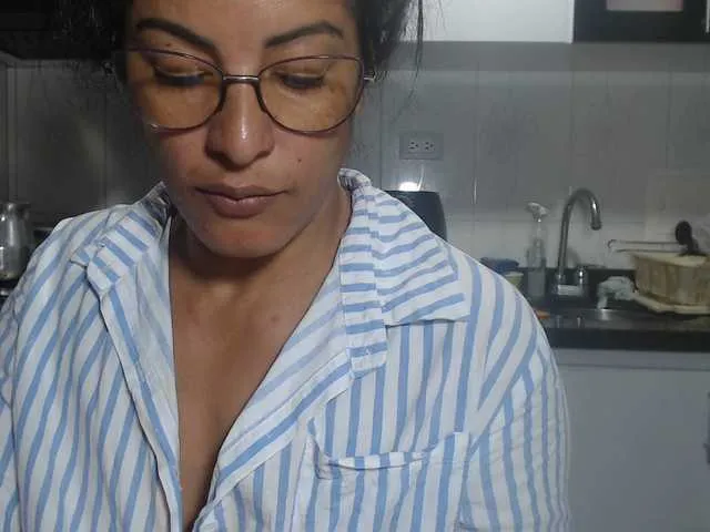 Live sex webcam photo for marianagrey #291438850