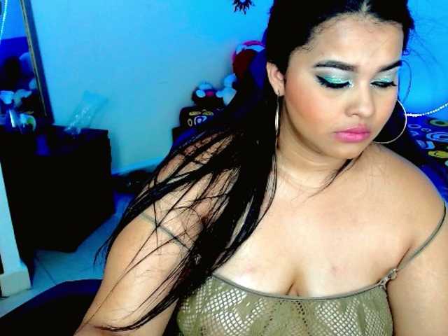 Live sex webcam photo for marianasweett #272838319