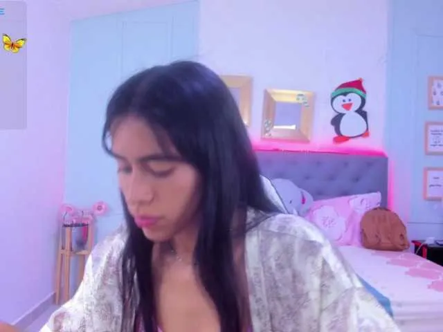 Live sex webcam photo for marianaxxx- #276834611