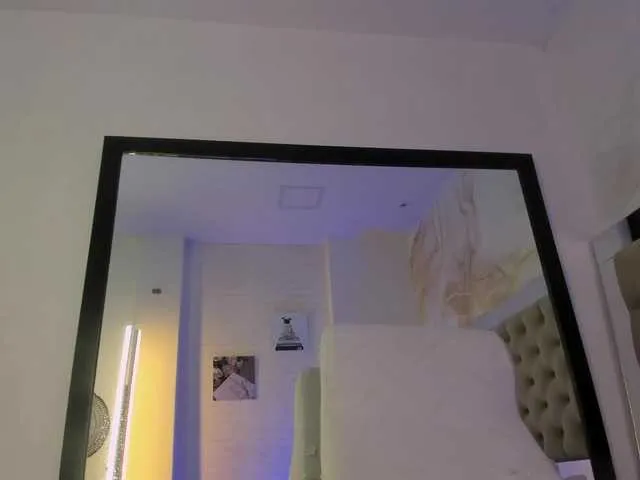 Live sex webcam photo for mariangel-milf #290763037