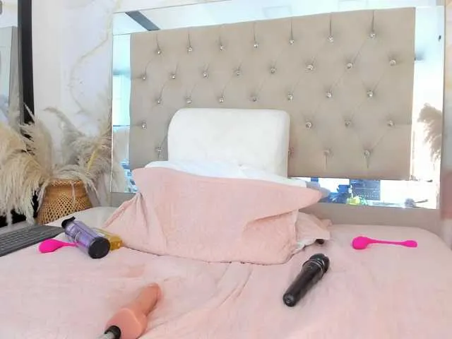 Live sex webcam photo for mariangel-milf #291298201