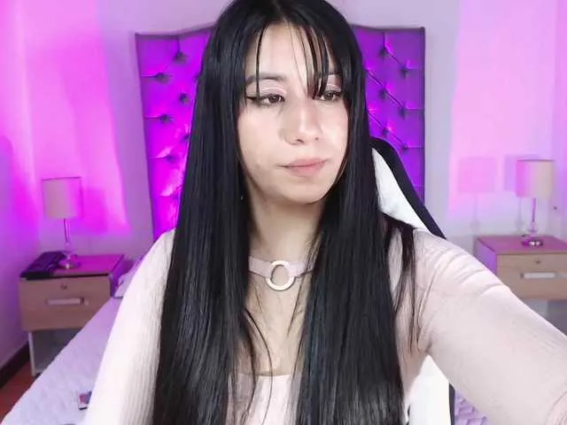 Live sex webcam photo for mariapau #272704880