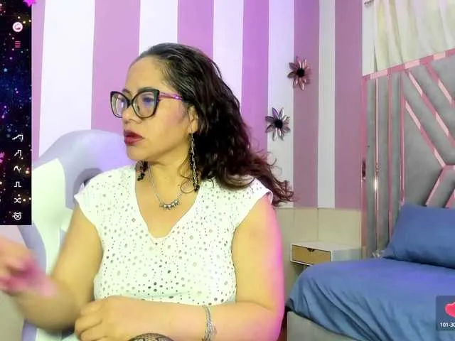 Live sex webcam photo for mariapaulac #290379714