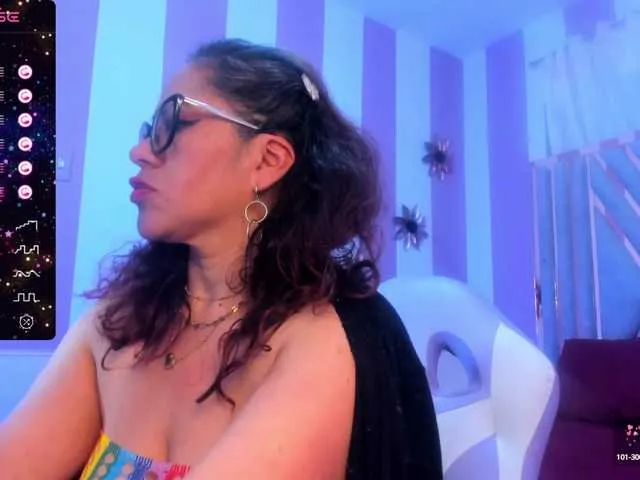 Live sex webcam photo for mariapaulac #290619708