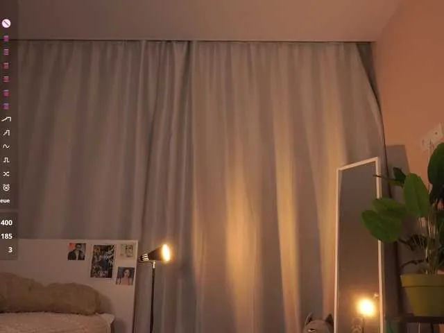 Live sex webcam photo for mariaro #292285621