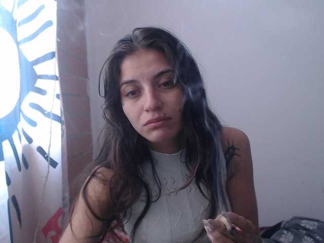 Live sex webcam photo for mariecam420 #277366051