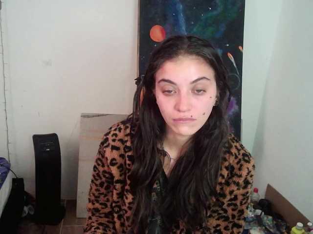 Live sex webcam photo for mariecam420 #277705626