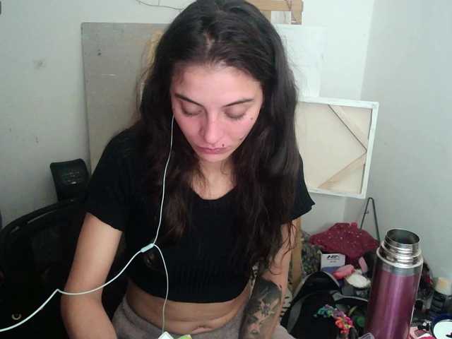 Live sex webcam photo for mariecam420 #277782043