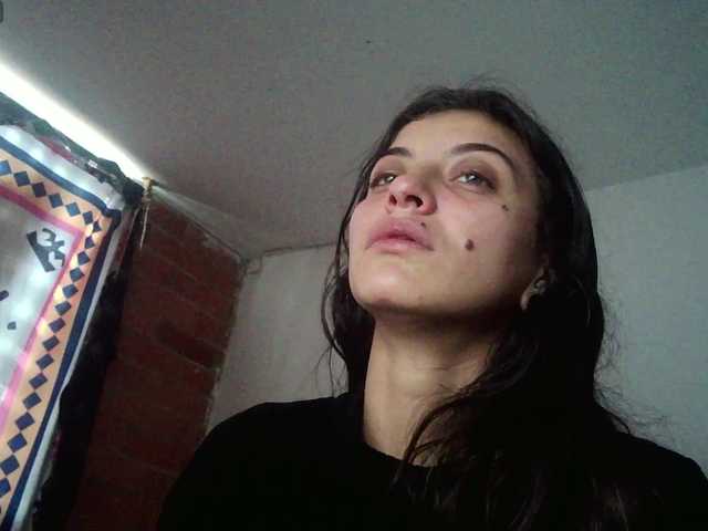 Live sex webcam photo for mariecam420 #277836383