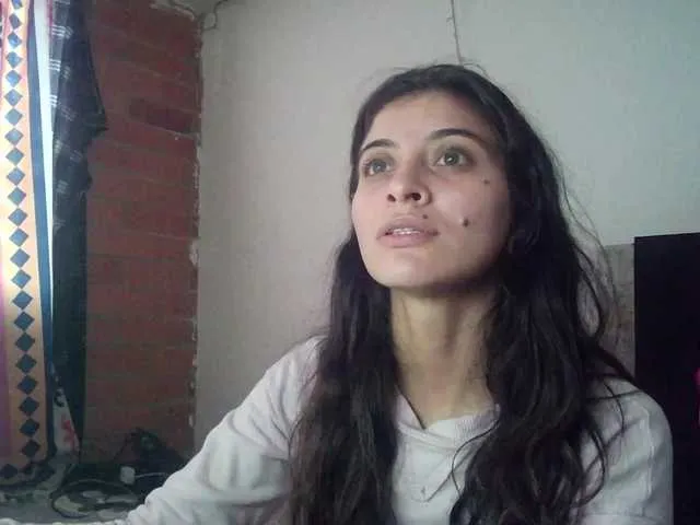 Live sex webcam photo for mariecam420 #277941477