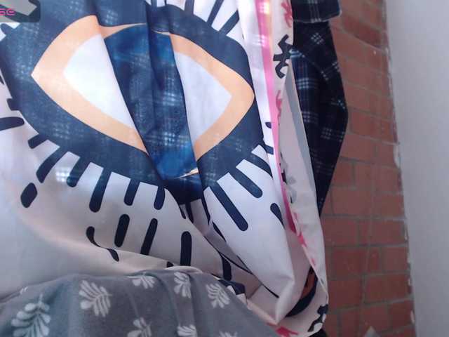 Live sex webcam photo for mariecam420 #278050625