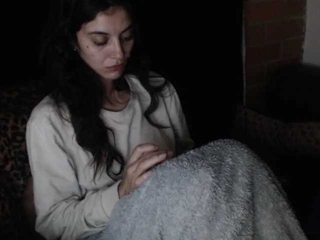 Live sex webcam photo for mariecam420 #278158332