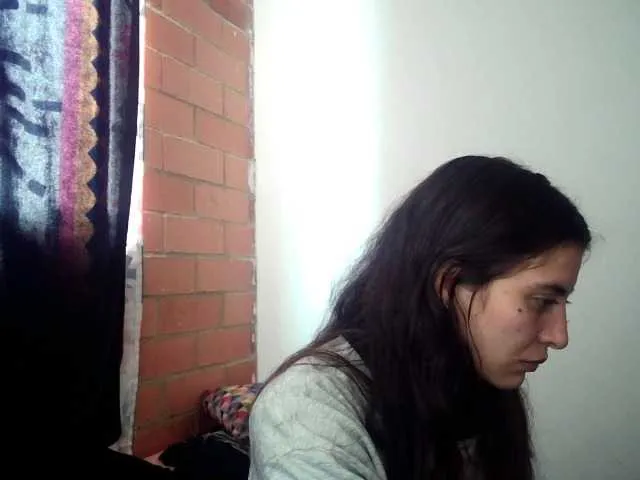 Live sex webcam photo for mariecam420 #284347109