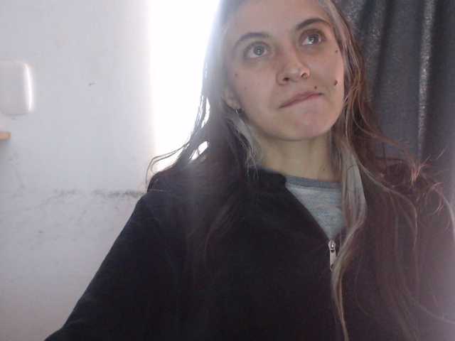 Live sex webcam photo for mariecam420 #290856026