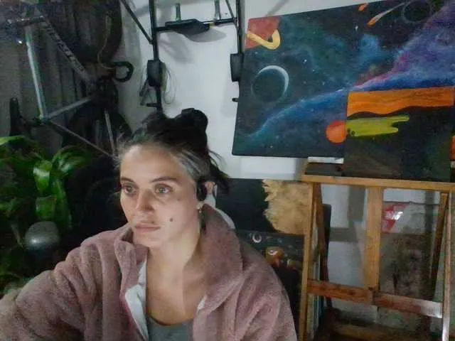 Live sex webcam photo for mariecam420 #290892374