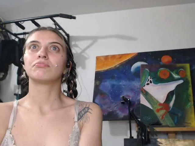 Live sex webcam photo for mariecam420 #291012073