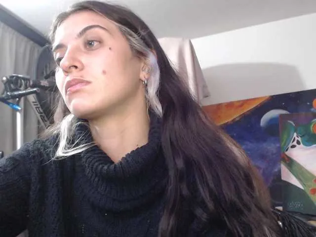 Live sex webcam photo for mariecam420 #291115370