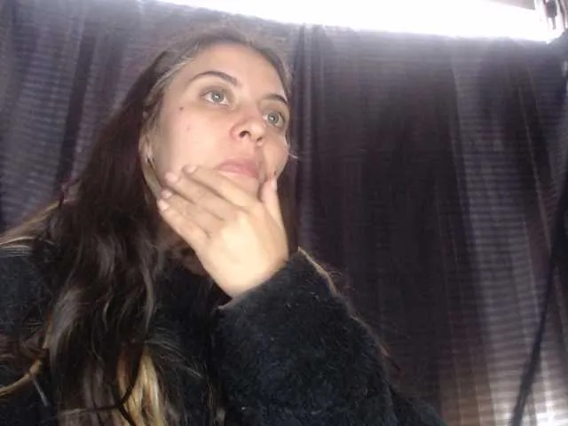 Live sex webcam photo for mariecam420 #291180260