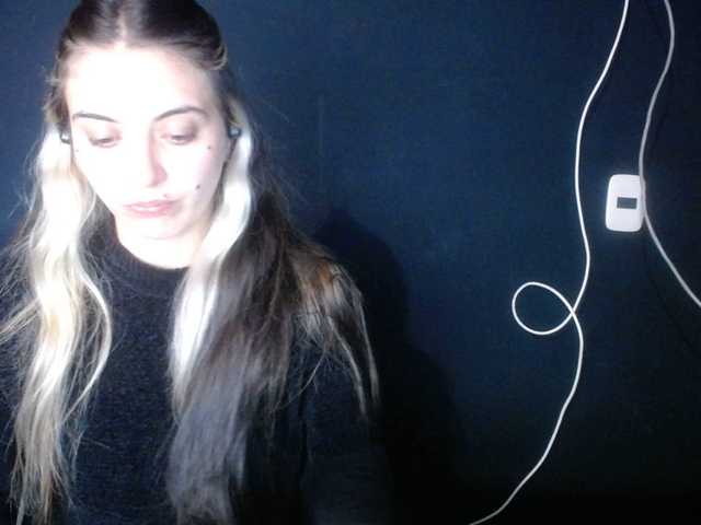 Live sex webcam photo for mariecam420 #291222152