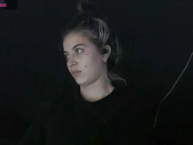 Live sex webcam photo for mariecam420 #291251480