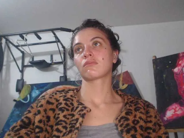 Live sex webcam photo for mariecam420 #291674574